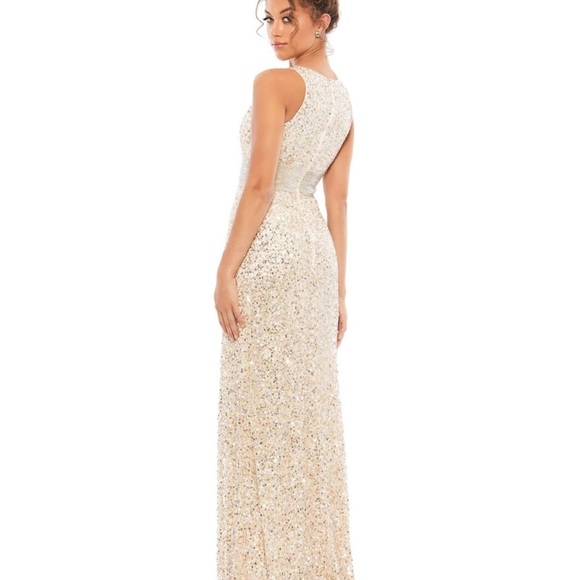 Mac Duggal 4930 NWOT SEQUINED SLEEVELESS V NECK COLUMN GOWN - Picture 3 of 8